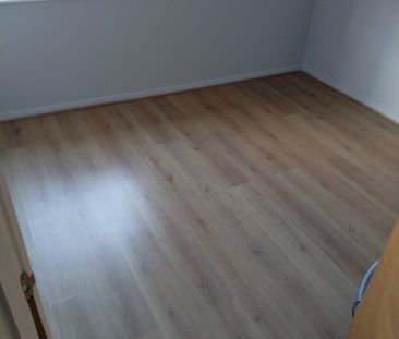 Room in a Shared Flat, Brook Court, NG7 - Photo 2