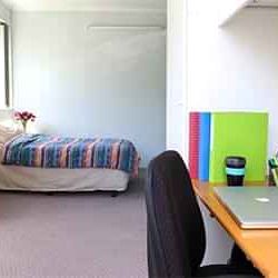 3 Bedroom Apartment - Photo 1