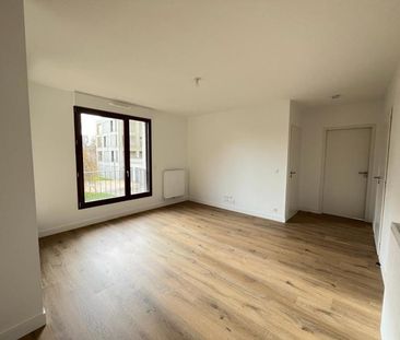 location Appartement T3 DE 65.55m² À BRUGES - Photo 1