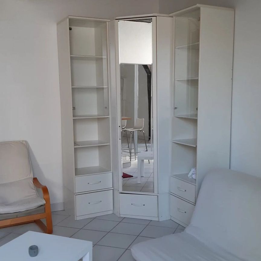 Location Appartement 1 pièces 26 m2 à Paris 5 - Photo 1