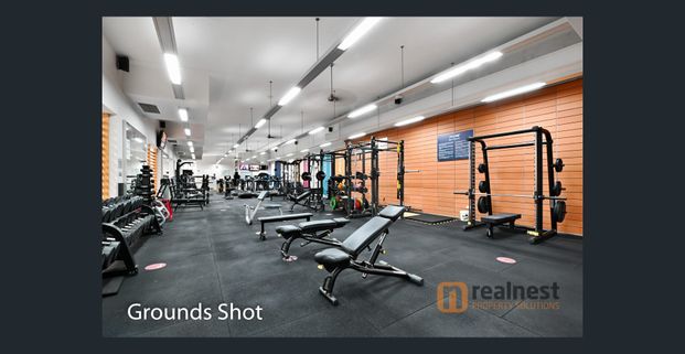 Stylish 1-Bedroom Waterfront Apartment in Wentworth Point – Available 2026! - Photo 1