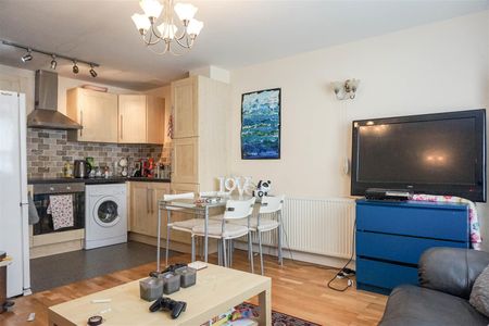 Flat 22, 10 Broomfield Cres, Headingley, Leeds, LS6 3DD - Photo 3