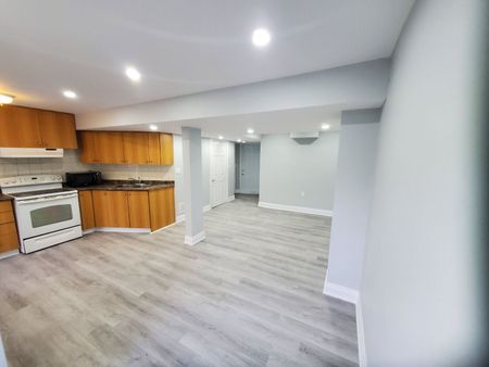 For Lease - 43 Eastview Gate Unit# Lower, Brampton, Ontario - Photo 2