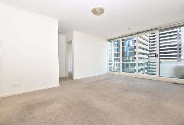 149/79 Whiteman Street - Photo 1