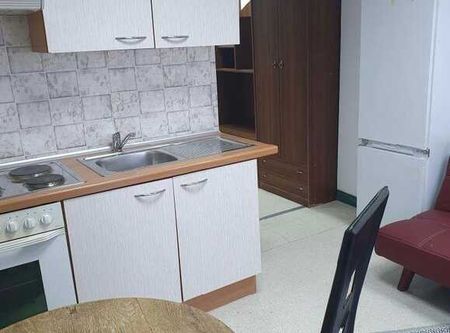 Apartament 2 camere, 35 mp, mobilat modern, zona Garii - Photo 5