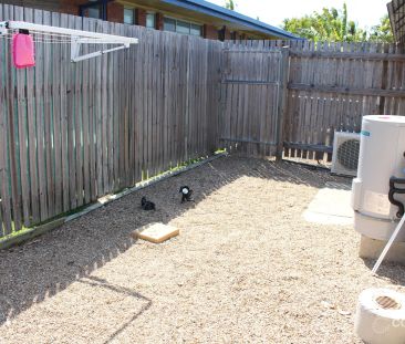 Cosy Airconditioned Unit - Photo 4