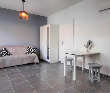 Location Appartement 1 pièce 27m² LA ROCHELLE 17000 - Photo 4