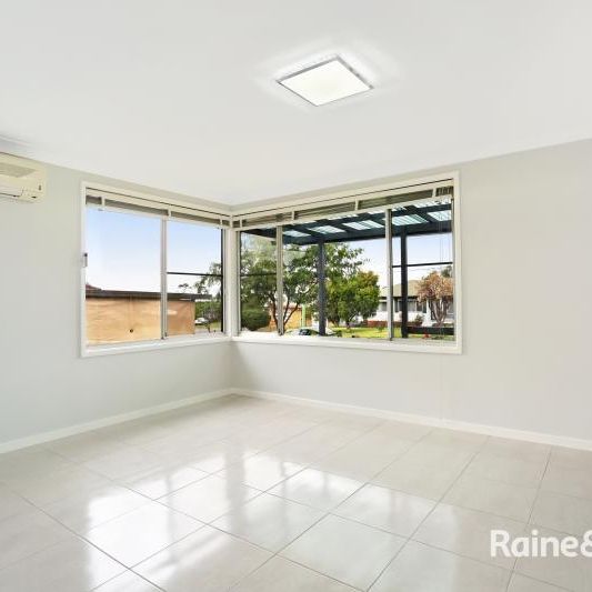 Light-Filled Family Home in an Ultra-Convenient Location - Photo 1