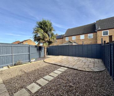 3 bedroom semi-detached house to rent - Photo 5