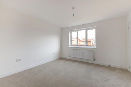 3 bedroom terraced house to rent - Photo 4