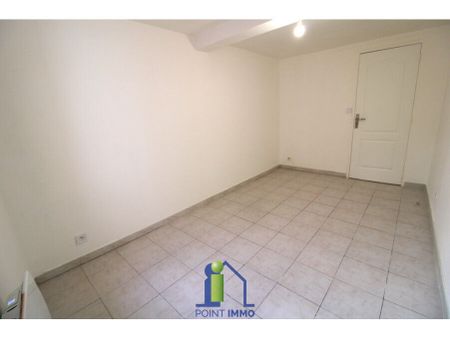 Appartement 3 pièces 71m2 MARSEILLE 13EME 1 000 euros - Photo 2