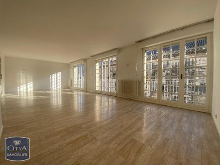 Location Appartement 4 pièces 123m² AVIGNON 84000 - Photo 2