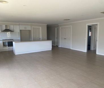 9 Darling Street, West Wodonga - Photo 4