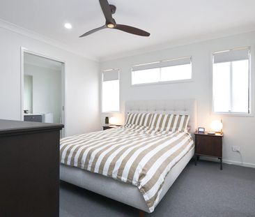 Spacious family home in the heart of Jimboomba - Photo 5