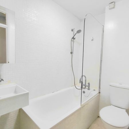 Salisbury Road, Barnet, EN5 4JL - Photo 3