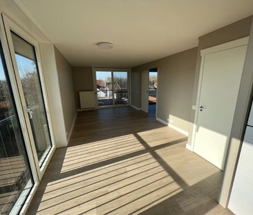 --- NIEUW --- Volledig vernieuwd 1-slaapkamerappartement + autostaa... - Foto 1