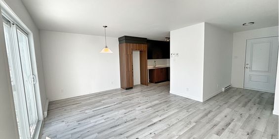 4 1/2 - Photo 3
