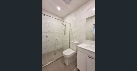 Fully Furnished studio in Oatlands! - Photo 3