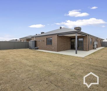 11 Tanby Drive Huntly VIC - Photo 6