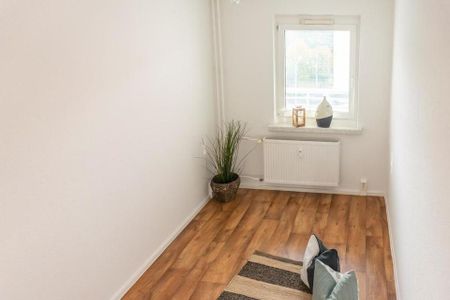 Bezugsfertige 4-Raum-Wohnung mit Balkon - Photo 5