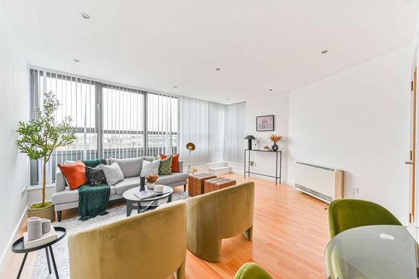 1 bedroom flat to rent - Photo 1