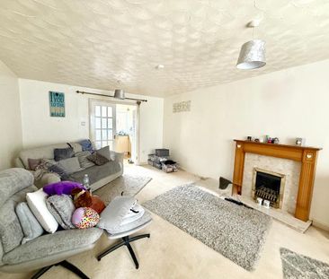 2 bedroom terraced house to rent - Photo 3