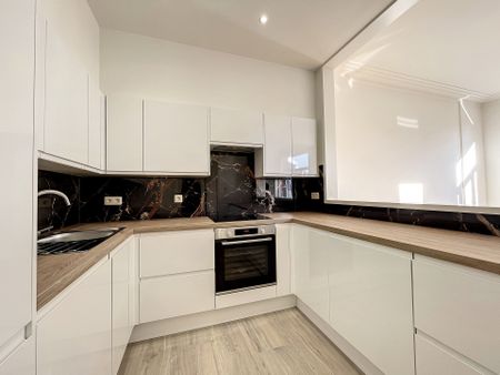 Appartement met één slaapkamer in Bruxelles - Photo 2