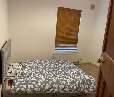 Beautiful Two Bed House to Let in Coventry CV2 for £1100PCM - Photo 6
