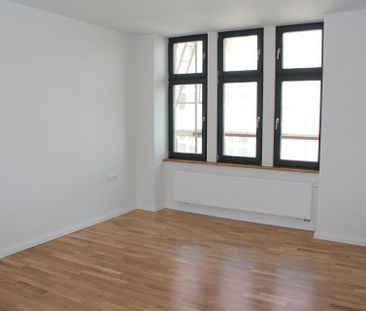 Gemütliche Wohnung in zentraler Lage - Tageslichtbad - Balkon und P... - Photo 1