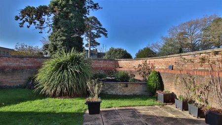 Grange Court, Tewkesbury, GL20 - Photo 5