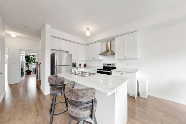 For Lease - 2955 Starlight Drive, Pickering, Ontario - Photo 1
