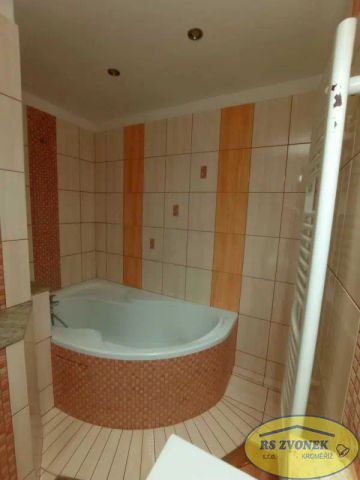 Pronájem bytu 3+1 Družba, Hulín - Photo 4