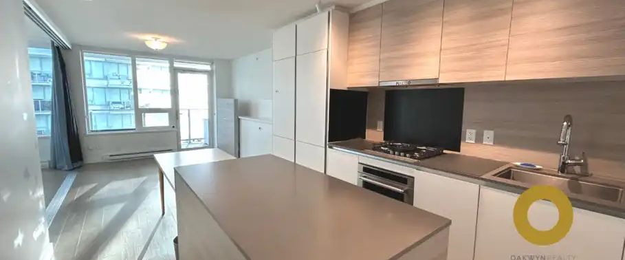 1 Bed 1 Bath at Riversky Tower 2 in New West | 988 Quayside Drive, New Westminster - Photo 1