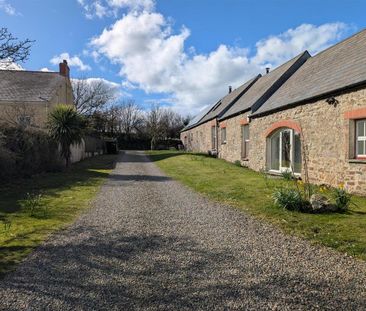 2 bedroom barn conversion to rent - Photo 1