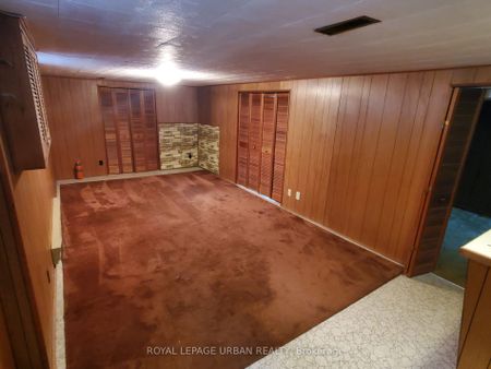 For Lease - 304 Linsmore Crescent, Toronto, Ontario - Photo 2