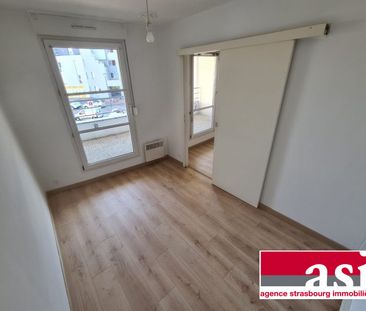 Grand 1 pièce avec terrasse - parking & cave - Photo 1