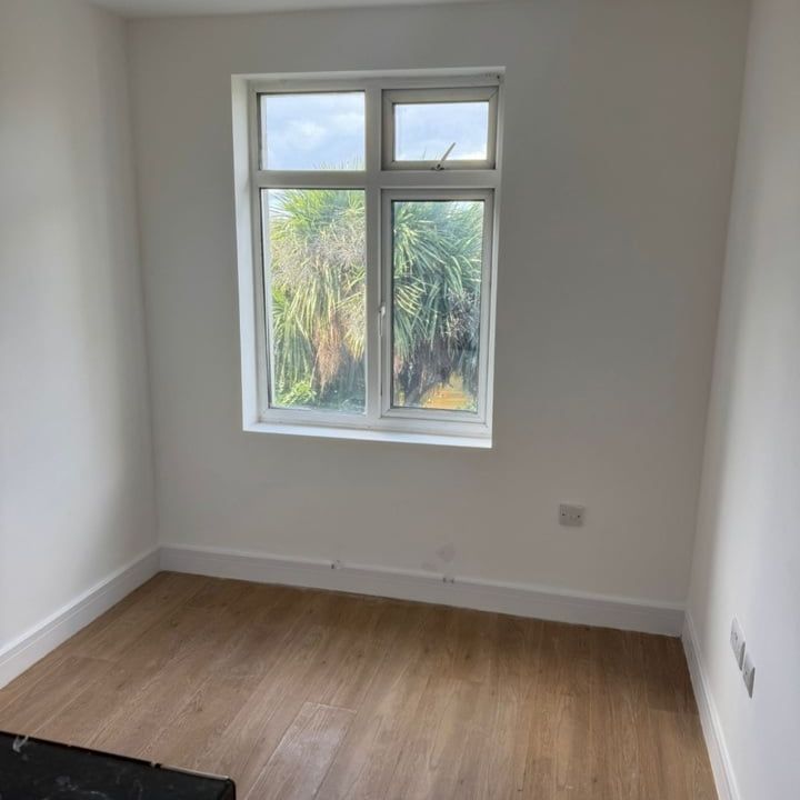 Studio Flat, Waverley Gardens, NW10 - Photo 1