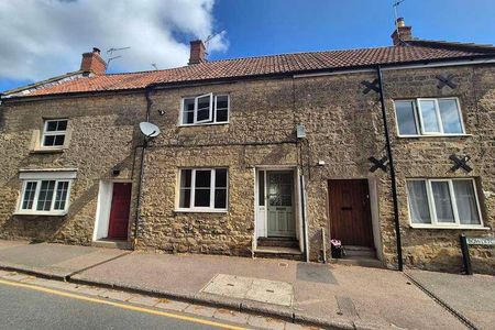 South Street, Crewkerne, TA18 - Photo 3