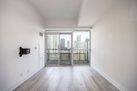 For Lease - 11 Lillian Street Unit# 1705, Toronto, Ontario - Photo 2