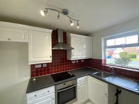 Alphingate Close, Stalybridge - Photo 2