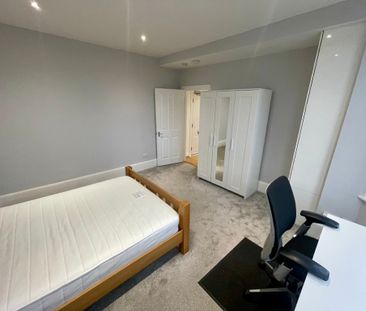 2 Bed Flat, Lambert Road, SW2 - Photo 4