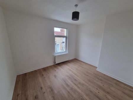2 bedroom property to rent - Photo 5