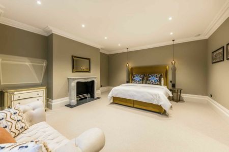 Phillimore Place, Kensington, W8 - Photo 4