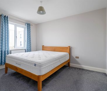 2 Hallwell Drive, Adamstown, Lucan, County Dublin - Photo 4