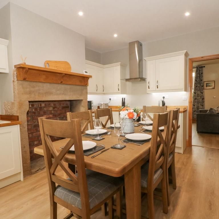 3 bedroom cottage to rent - Photo 1