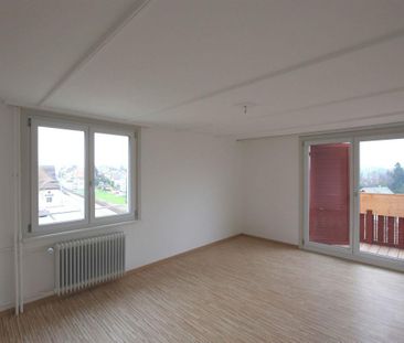 Renovierte Wohnung mit Balkon und Säntisblick - Foto 1