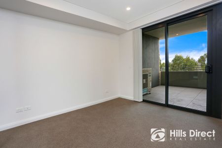 CONVENIENCE AT YOUR DOOR - Photo 3