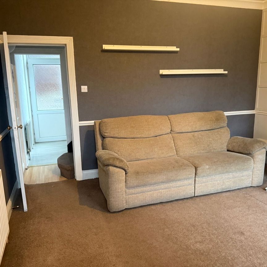 School Street, Huddersfield - Photo 1