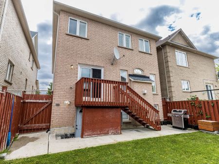 For Lease - 172 Pefferlaw Circle, Brampton, Ontario - Photo 5