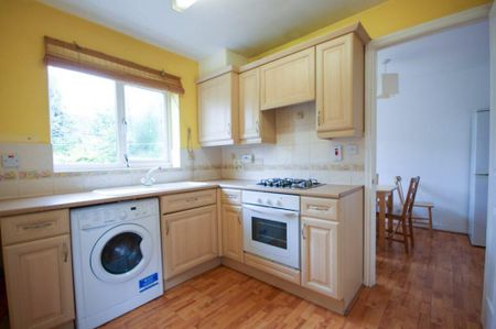 3 bedroom property to rent - Photo 4